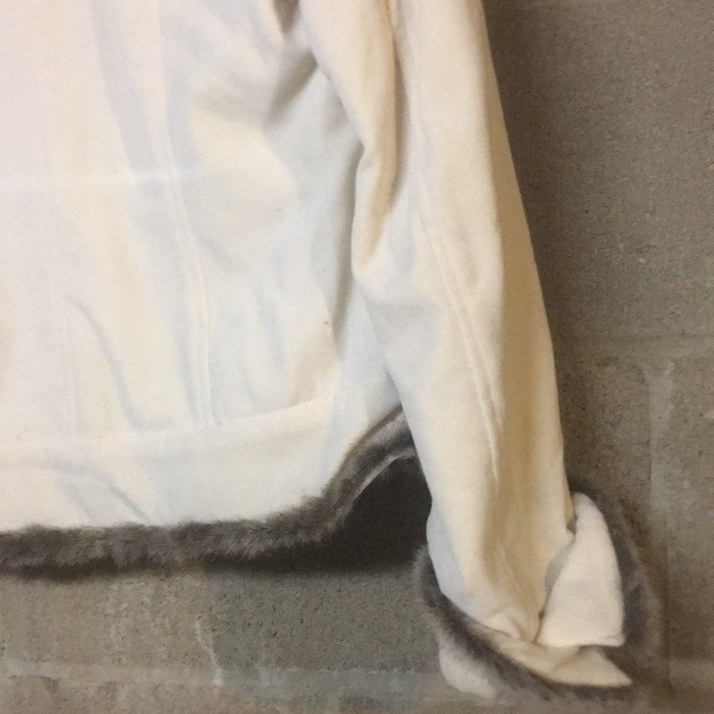 Jacket - Picture 8 of 8